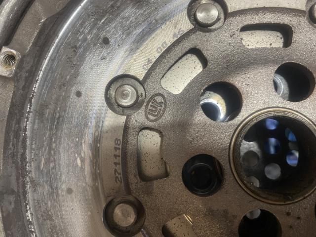 bontott VW GOLF VI Kuplung Szett (Szerkezet, Tárcsa)