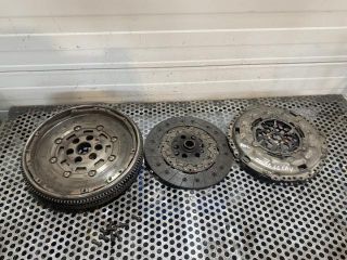 bontott VW GOLF VI Kuplung Szett (Szerkezet, Tárcsa)