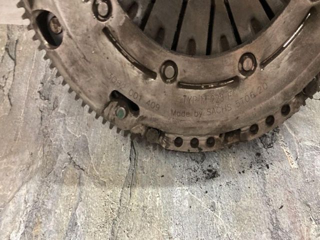 bontott VW GOLF VI Kuplung Szett (Szerkezet, Tárcsa)