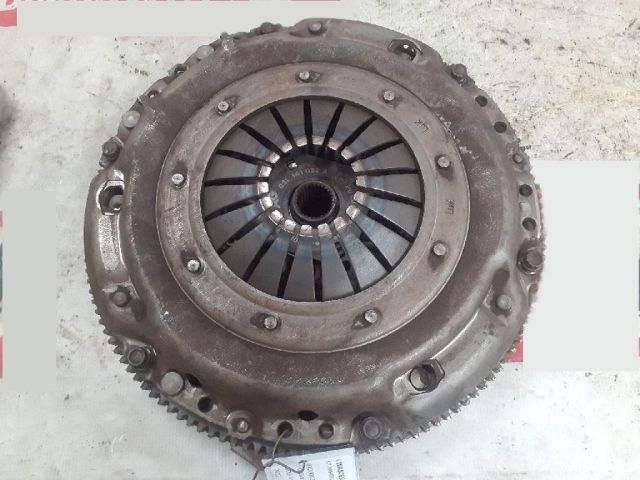 bontott VW GOLF VI Kuplung Szett (Szerkezet, Tárcsa)