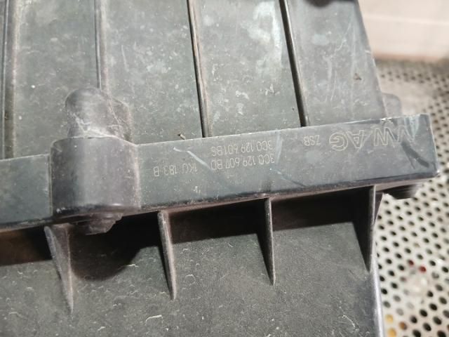 bontott VW GOLF VI Légszűrő Ház