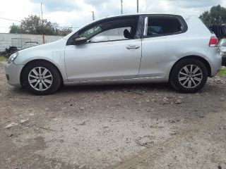 bontott VW GOLF VI Motor (Fűzött blokk hengerfejjel)