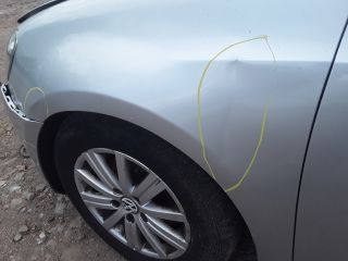 bontott VW GOLF VI Motor (Fűzött blokk hengerfejjel)