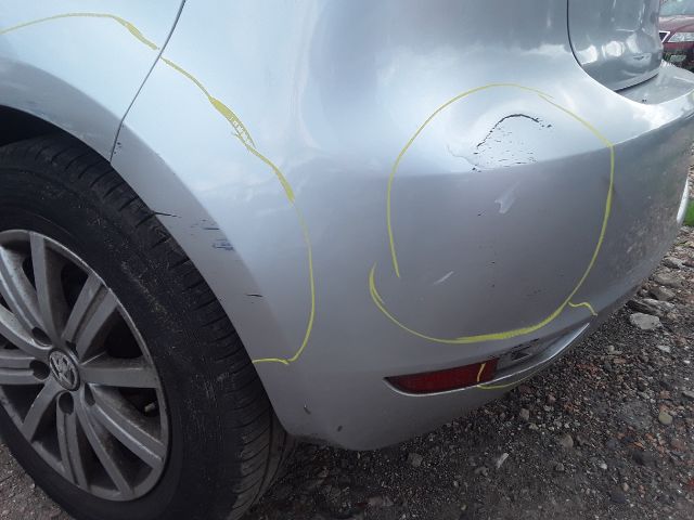 bontott VW GOLF VI Motor (Fűzött blokk hengerfejjel)