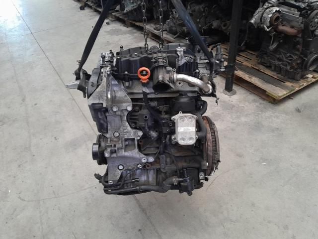 bontott VW GOLF VI Motor (Fűzött blokk hengerfejjel)