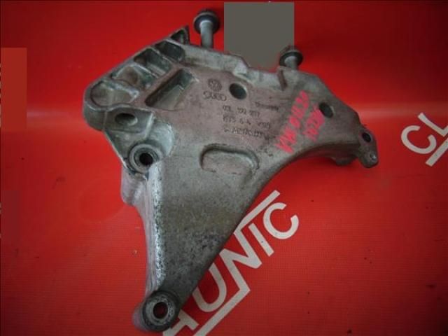 bontott VW GOLF VI Motor Tartó Bak (Fém)