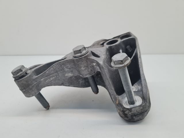 bontott VW GOLF VI Motor Tartó Bak (Fém)