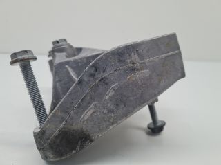 bontott VW GOLF VI Motor Tartó Bak (Fém)