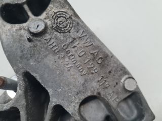 bontott VW GOLF VI Motor Tartó Bak (Fém)