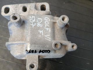 bontott VW GOLF VI Motor Tartó Bak Jobb