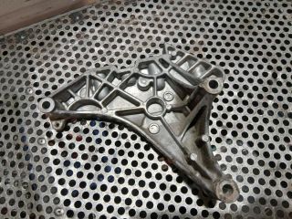 bontott VW GOLF VI Motor Tartó Bak (Pozíciófüggetlen)