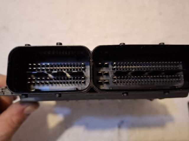 bontott VW GOLF VI Motorvezérlő