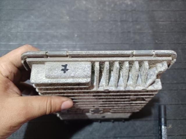 bontott VW GOLF VI Motorvezérlő