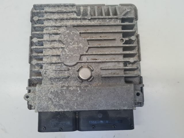 bontott VW GOLF VI Motorvezérlő