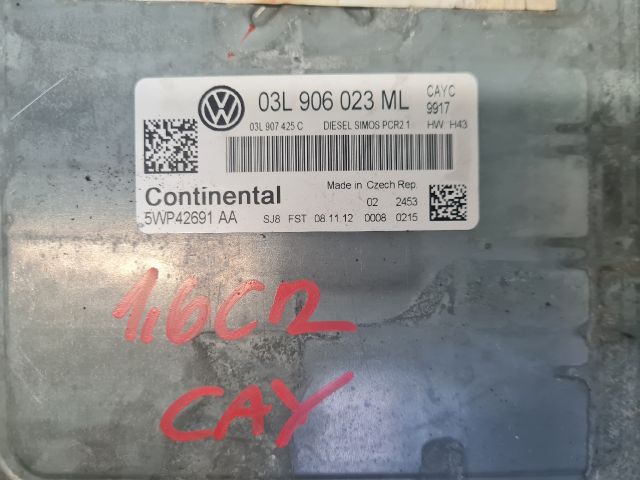 bontott VW GOLF VI Motorvezérlő