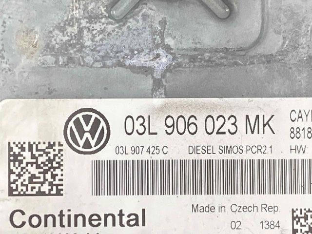 bontott VW GOLF VI Motorvezérlő