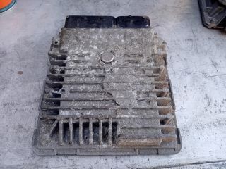 bontott VW GOLF VI Motorvezérlő