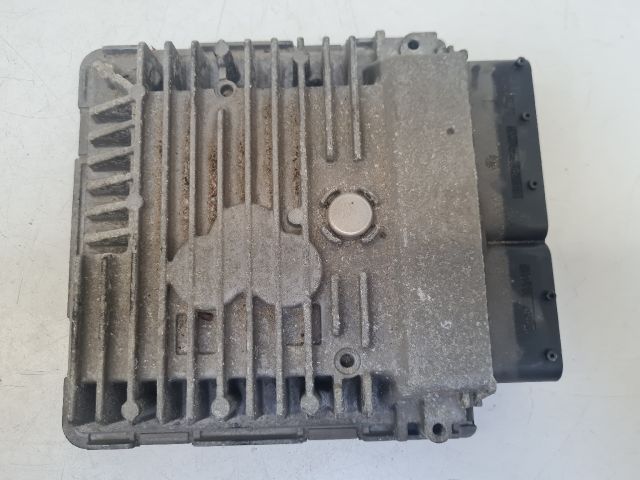 bontott VW GOLF VI Motorvezérlő