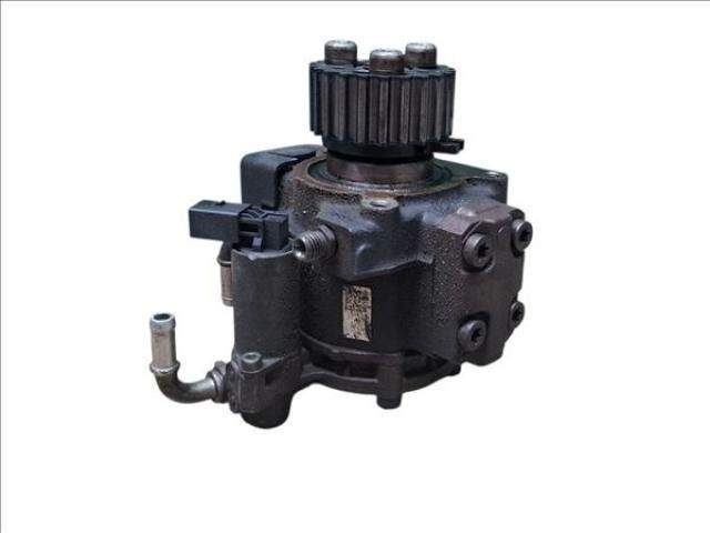 bontott VW GOLF VI Nagynyomású Szivattyú