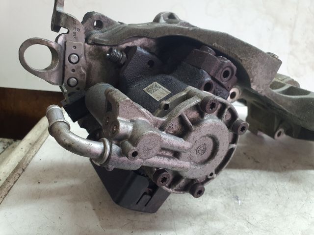 bontott VW GOLF VI Nagynyomású Szivattyú