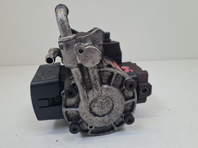 bontott VW GOLF VI Nagynyomású Szivattyú