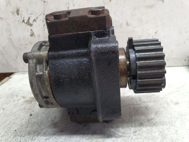 bontott VW GOLF VI Nagynyomású Szivattyú