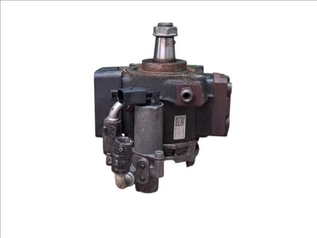 bontott VW GOLF VI Nagynyomású Szivattyú