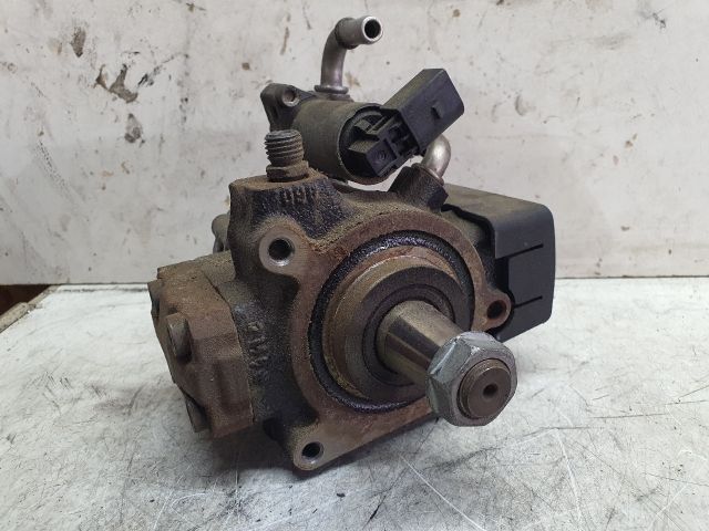 bontott VW GOLF VI Nagynyomású Szivattyú