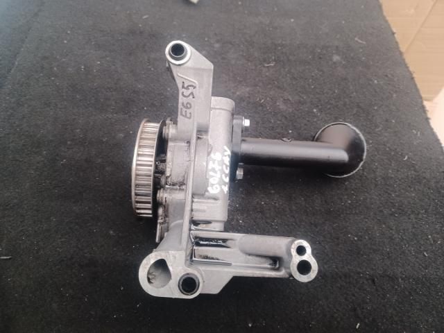 bontott VW GOLF VI Olajszivattyú