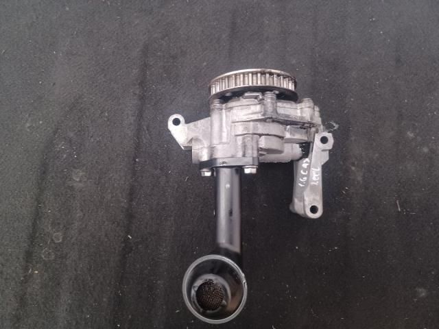 bontott VW GOLF VI Olajszivattyú