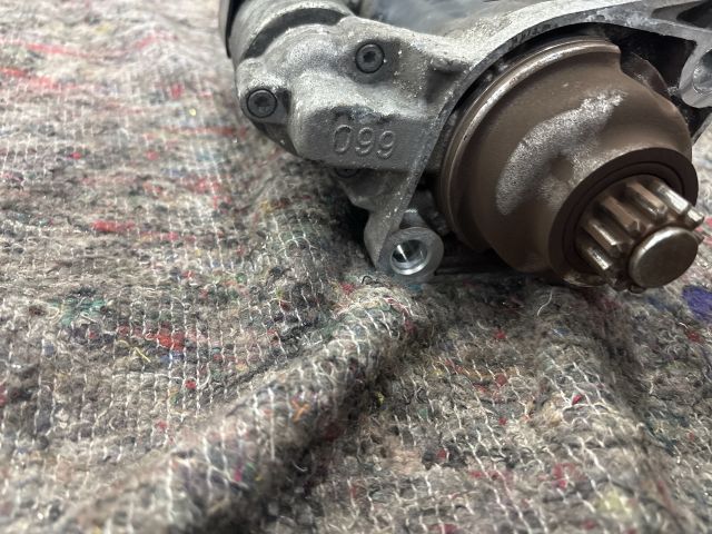 bontott VW GOLF VI Önindító