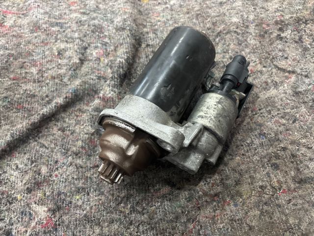 bontott VW GOLF VI Önindító