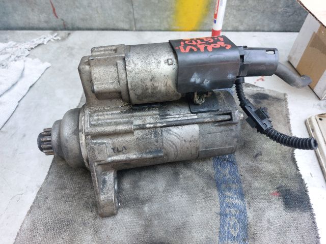 bontott VW GOLF VI Önindító