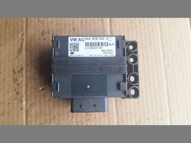 bontott VW GOLF VI Start / Stop Vezérlő Modul