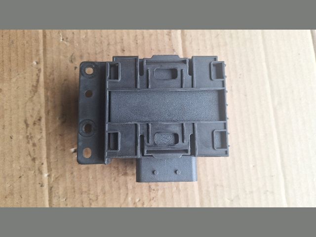 bontott VW GOLF VI Start / Stop Vezérlő Modul