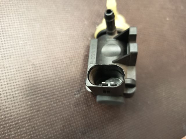 bontott VW GOLF VI Turbó Vákum Szelep