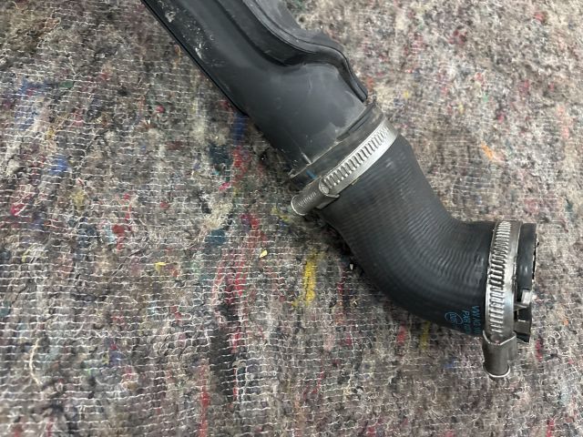 bontott VW GOLF VI Turbócső