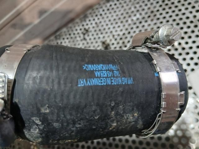 bontott VW GOLF VI Turbócső