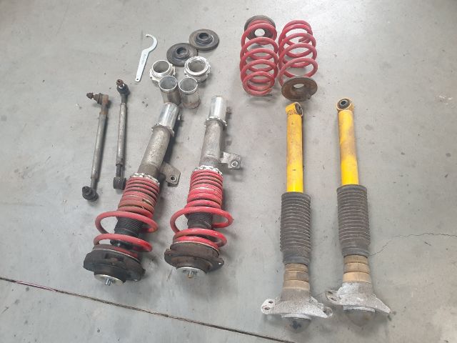 bontott VW GOLF VI Ültetőrugó Szett