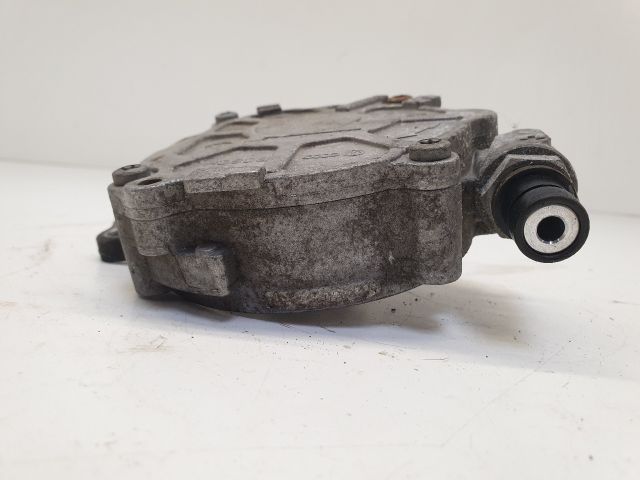 bontott VW GOLF VI Vákumpumpa