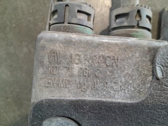 bontott VW GOLF VI Váltó Kulissza