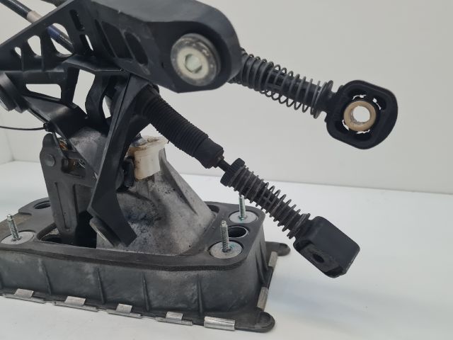 bontott VW GOLF VI Váltó Kulissza