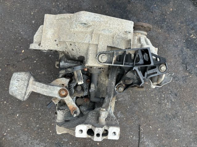 bontott VW GOLF VI Váltó (Mechanikus)