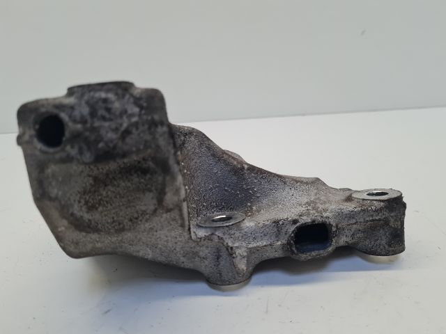 bontott VW GOLF VI Váltó Tartó Bak (Pozíciófüggetlen)