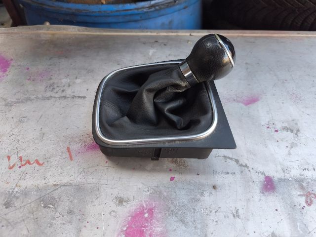 bontott VW GOLF VI Váltókar (Mechanikus)