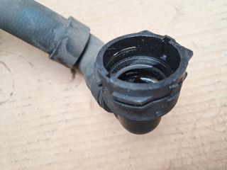 bontott VW GOLF VI Vízhűtő Cső Alsó