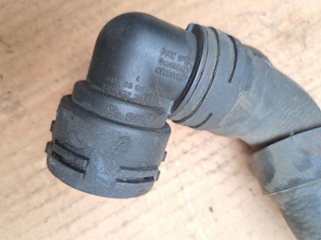 bontott VW GOLF VI Vízhűtő Cső Alsó