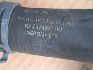 bontott VW GOLF VI Vízhűtő Cső Alsó