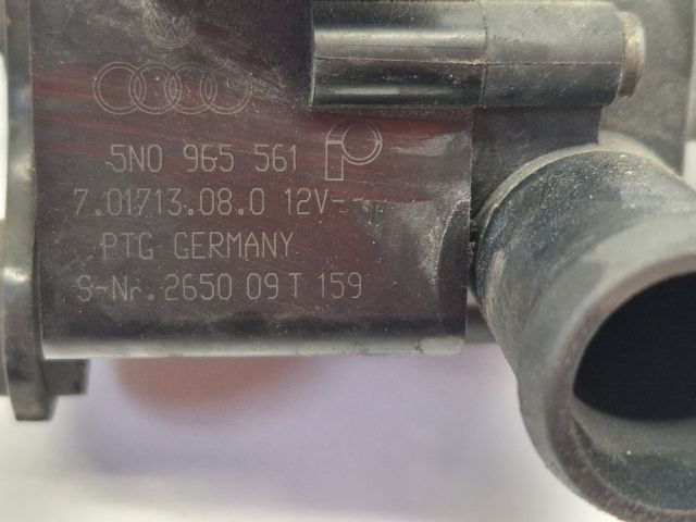 bontott VW GOLF VI Vízpumpa