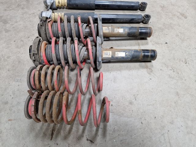 bontott VW GOLF VI Ültetőrugó Szett